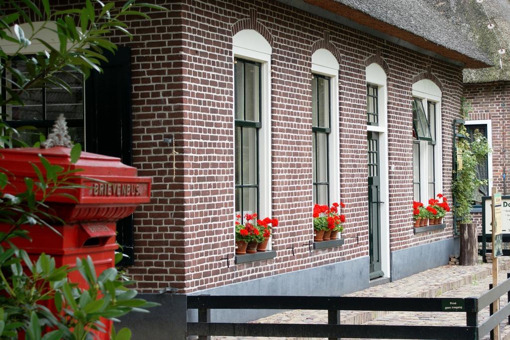 Bed and Breakfast The Barnyard Balinge Habitación foto